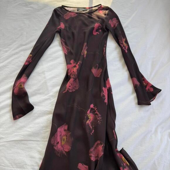 Realisation par the gia in black and red floral print - Picture 3 of 3